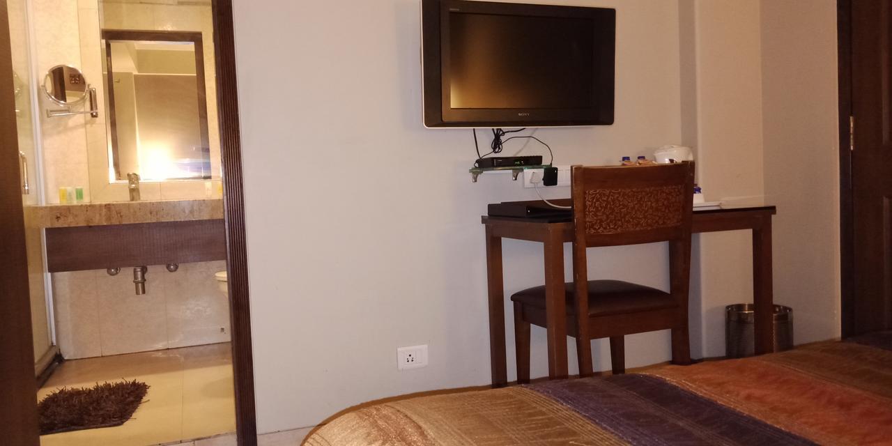 Juhu Residency Boutique Hotel มุมไบ ภายนอก รูปภาพ