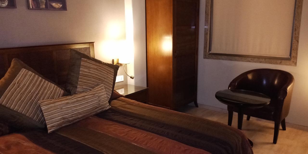 Juhu Residency Boutique Hotel มุมไบ ภายนอก รูปภาพ